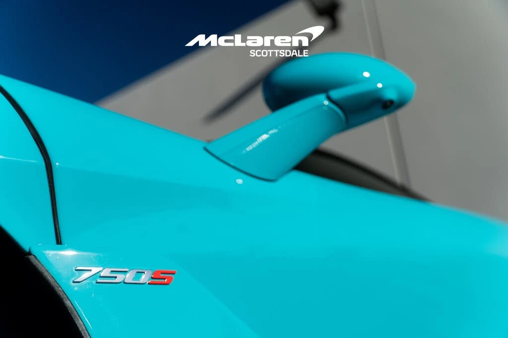 2026 McLaren 750S Coupe - Image 21 of 31