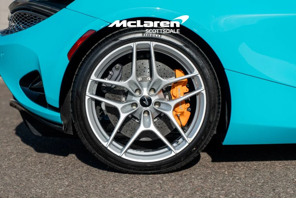 2026 McLaren 750S Coupe - Image 30 of 31