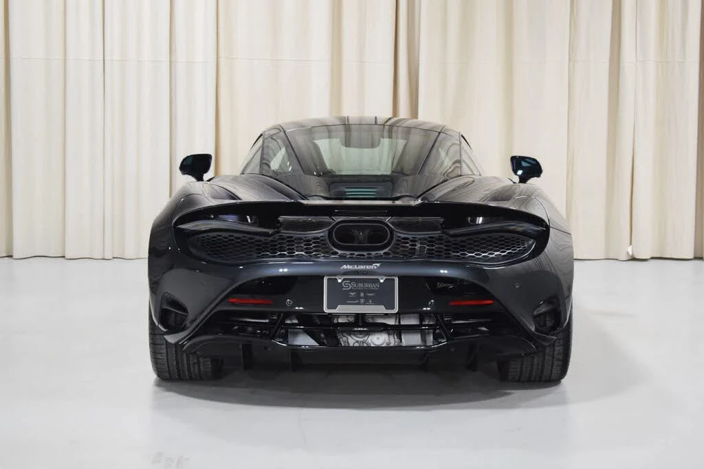 2026 McLaren 750S Coupe - Image 13 of 31