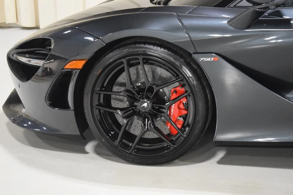 2026 McLaren 750S Coupe - Image 6 of 31