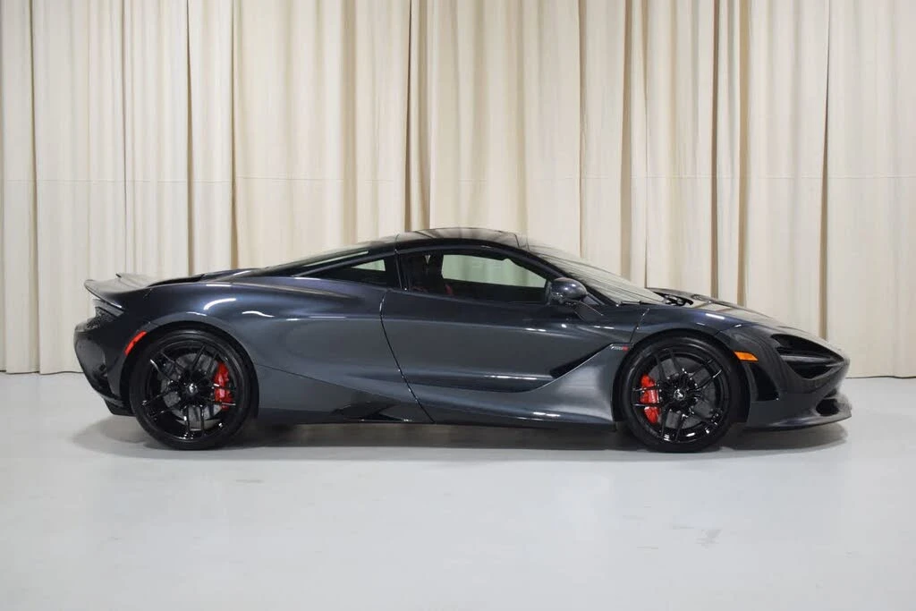 2026 McLaren 750S Coupe - Image 15 of 31