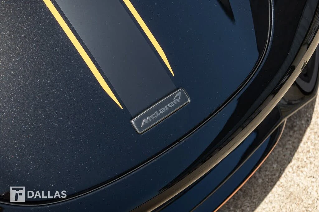 2026 McLaren 750S Coupe - Image 19 of 31
