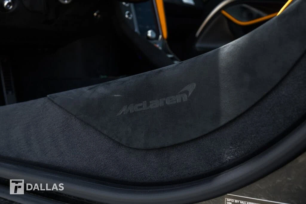 2026 McLaren 750S Coupe - Image 26 of 31