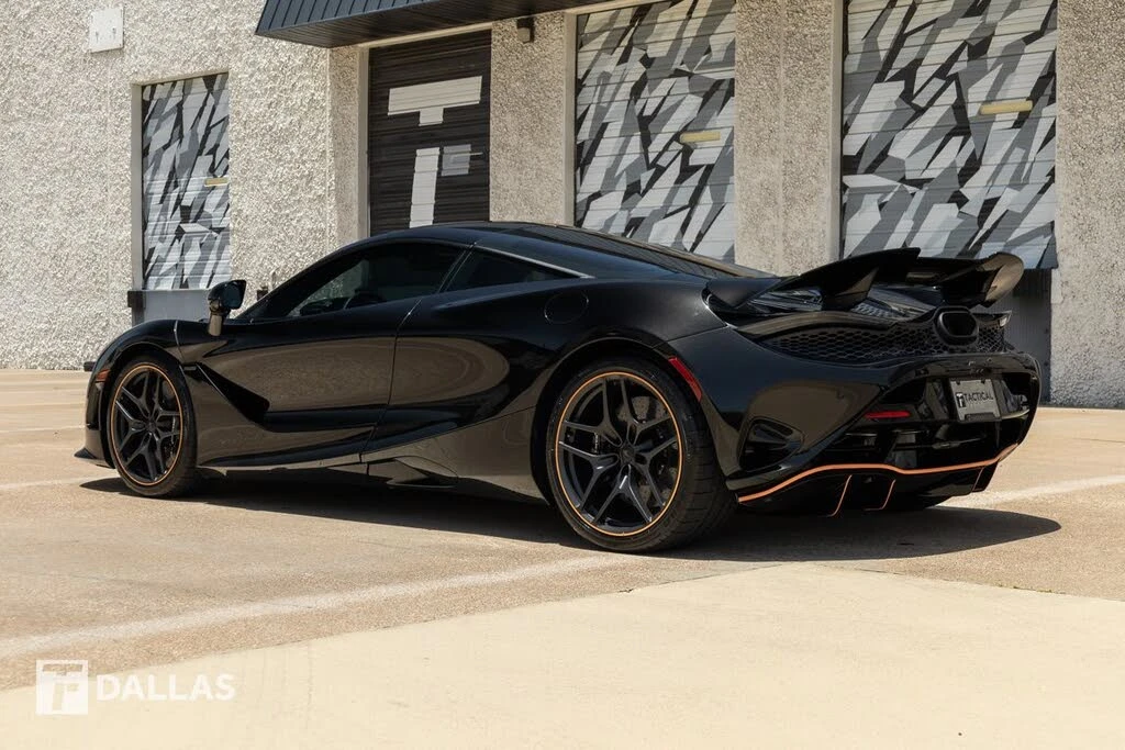 2026 McLaren 750S Coupe - Image 10 of 31