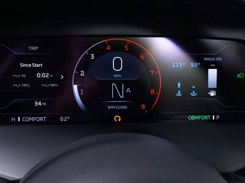 2026 McLaren 750S Coupe - Image 21 of 27