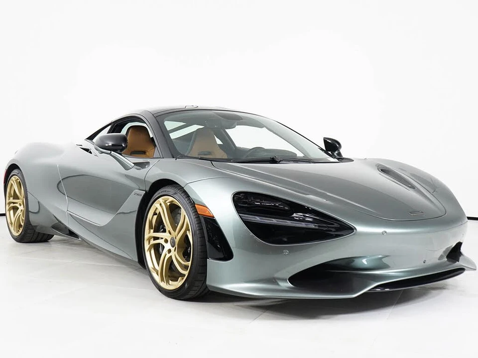 2026 McLaren 750S Coupe - Image 17 of 27