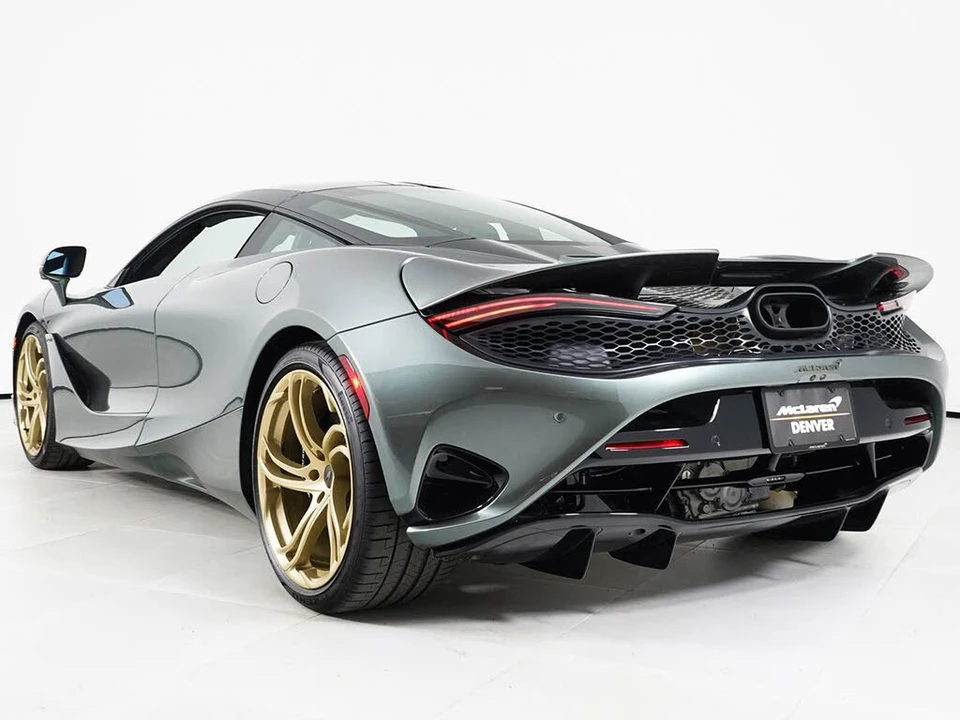 2026 McLaren 750S Coupe - Image 18 of 27