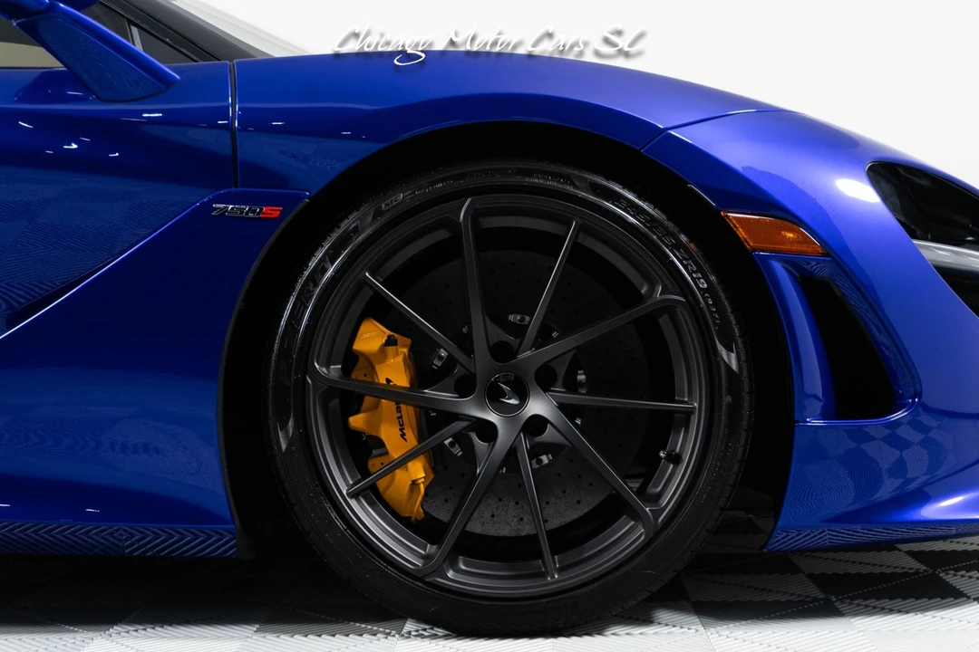 2026 McLaren 750S - Image 14 of 31