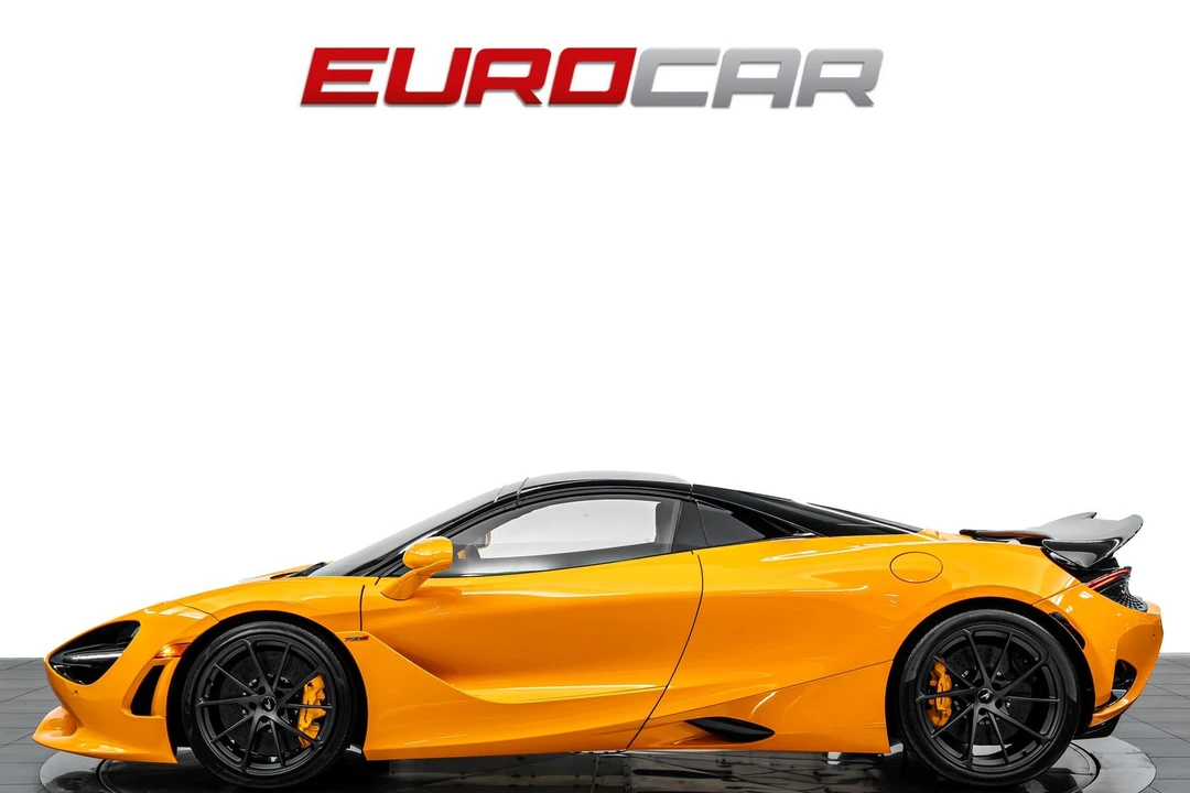 2026 McLaren 750S - Image 3 of 31