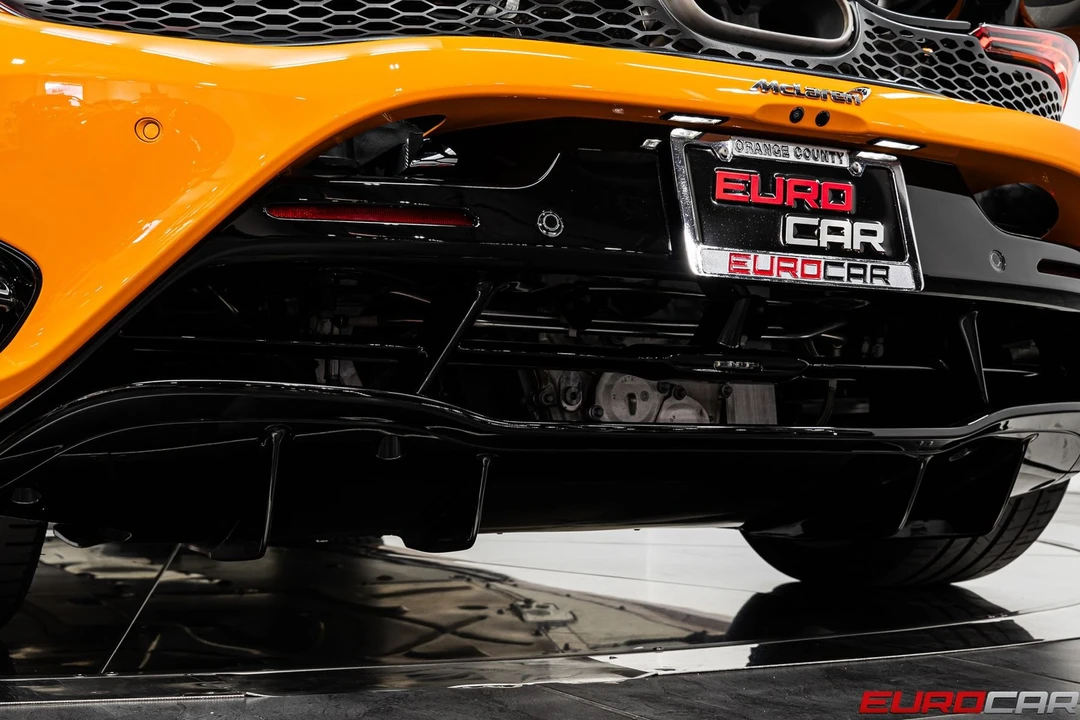 2026 McLaren 750S - Image 24 of 31