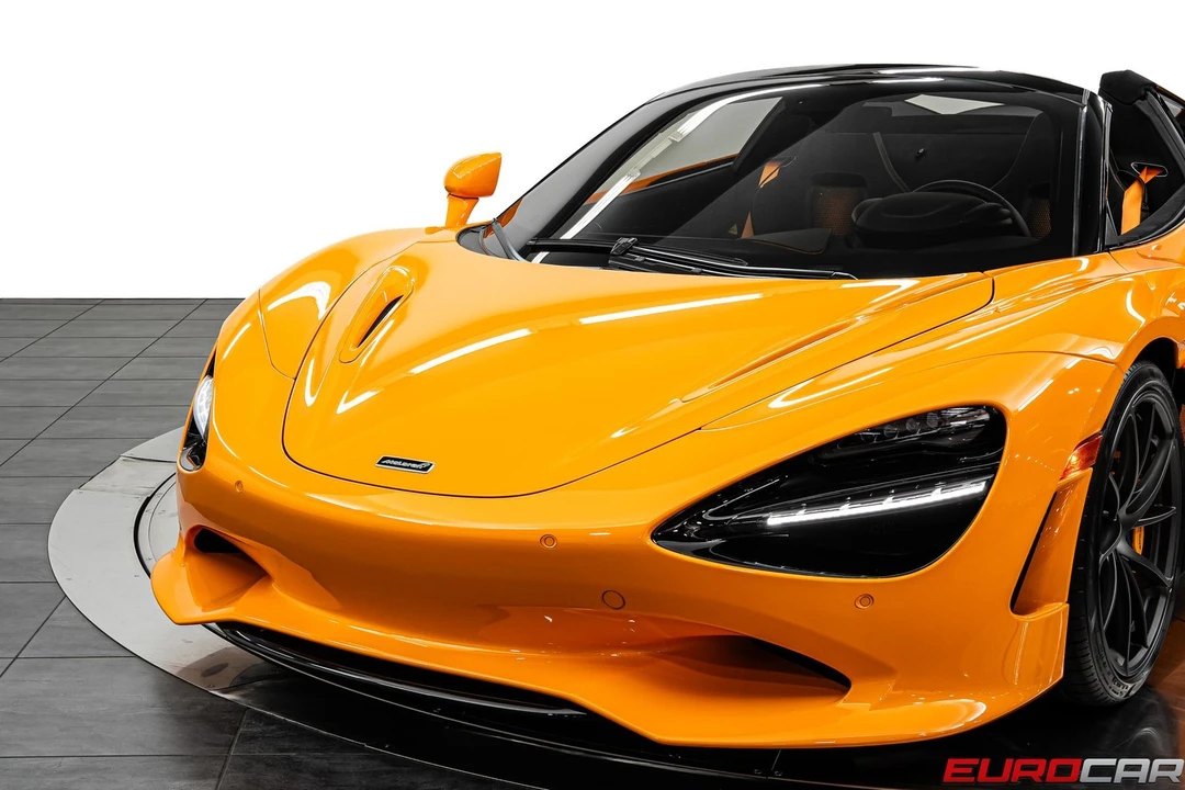2026 McLaren 750S - Image 15 of 31