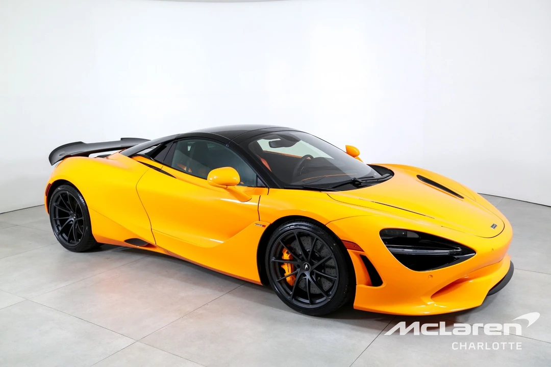 2026 McLaren 750S - Image 3 of 31