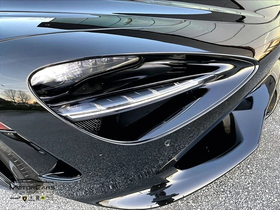 2026 McLaren 750S Spider - Image 22 of 27