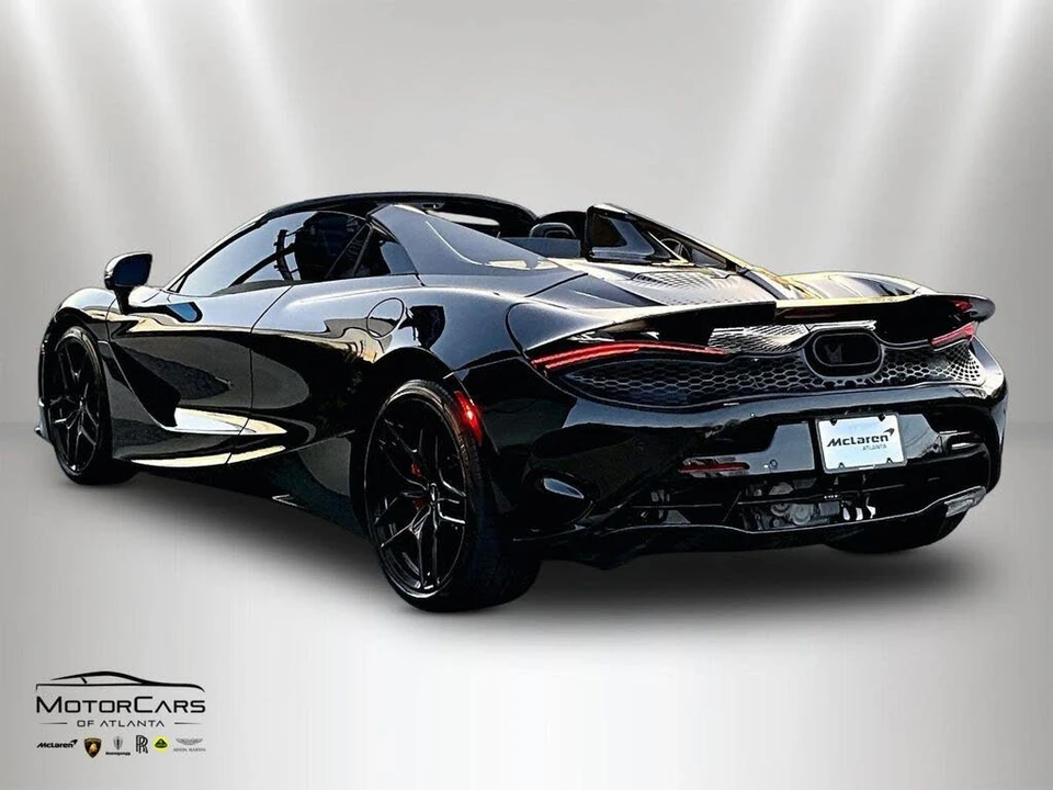 2026 McLaren 750S Spider - Image 11 of 27