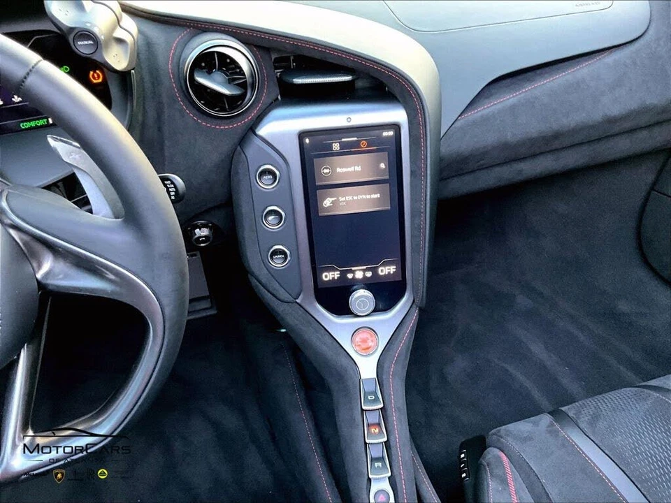 2026 McLaren 750S Spider - Image 8 of 27