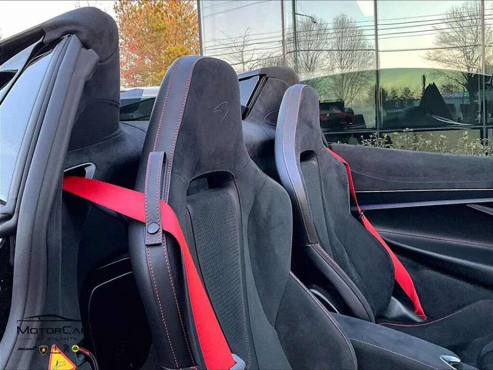 2026 McLaren 750S Spider - Image 26 of 27