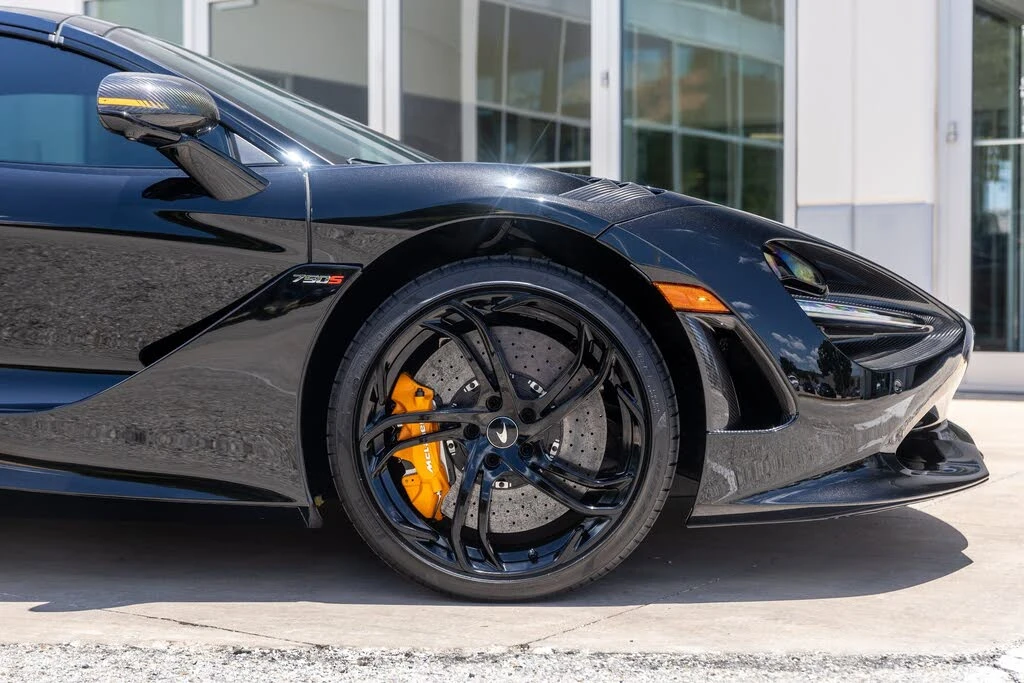 2026 McLaren 750S Spider - Image 9 of 31