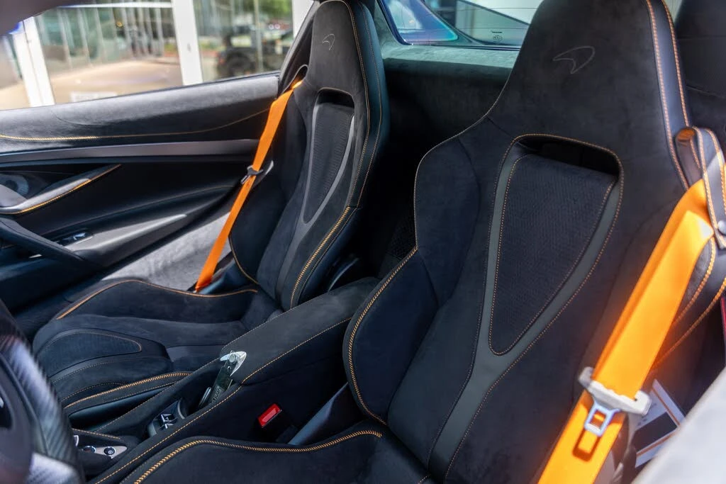2026 McLaren 750S Spider - Image 29 of 31