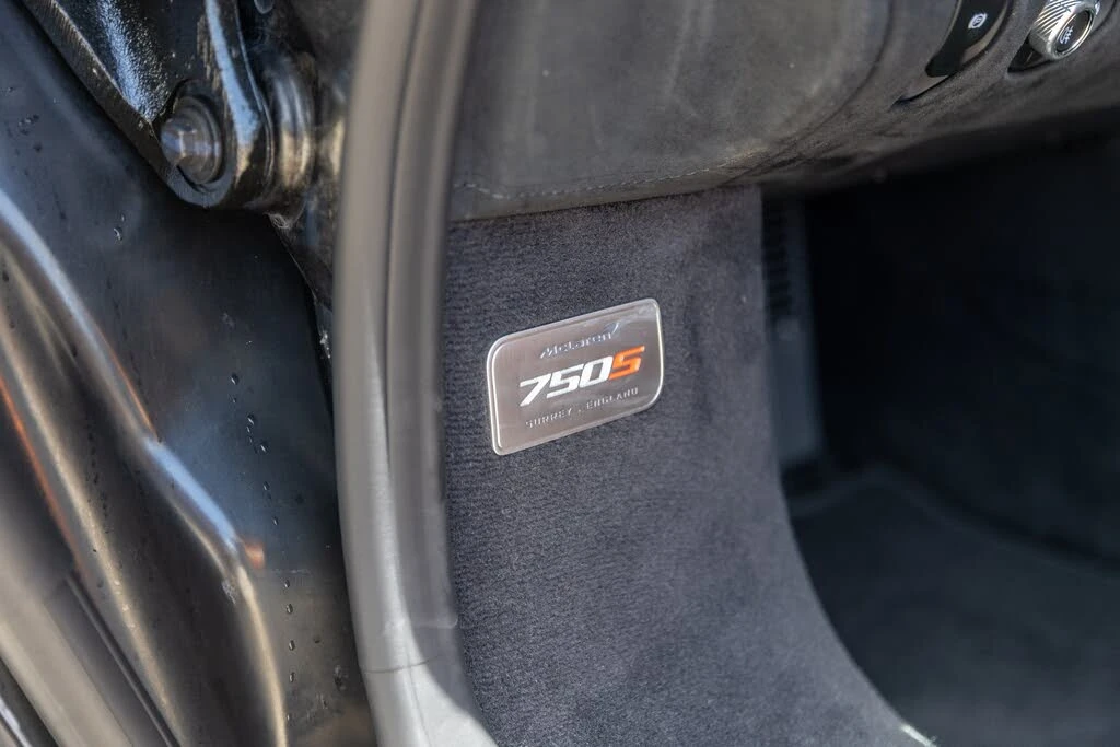 2026 McLaren 750S Spider - Image 30 of 31