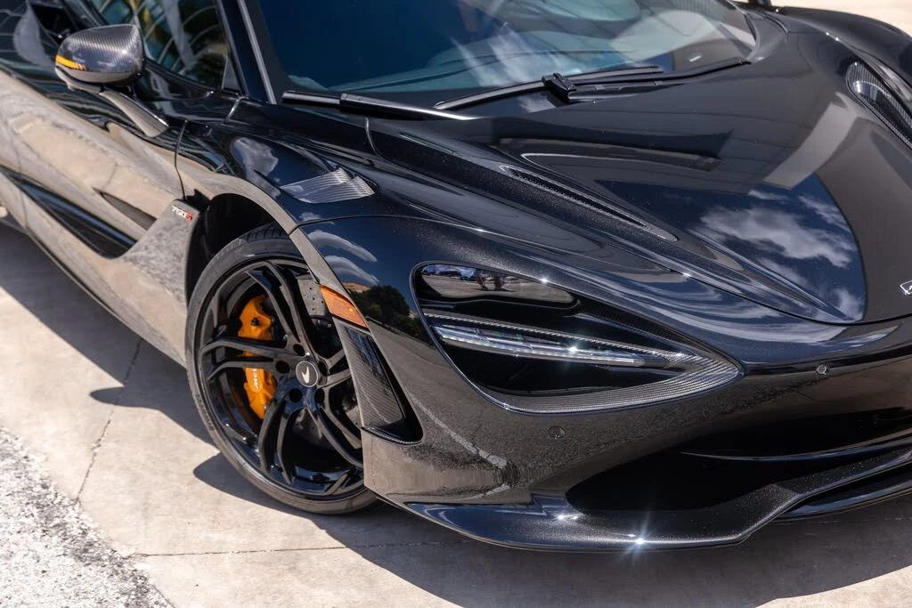 2026 McLaren 750S Spider - Image 2 of 31