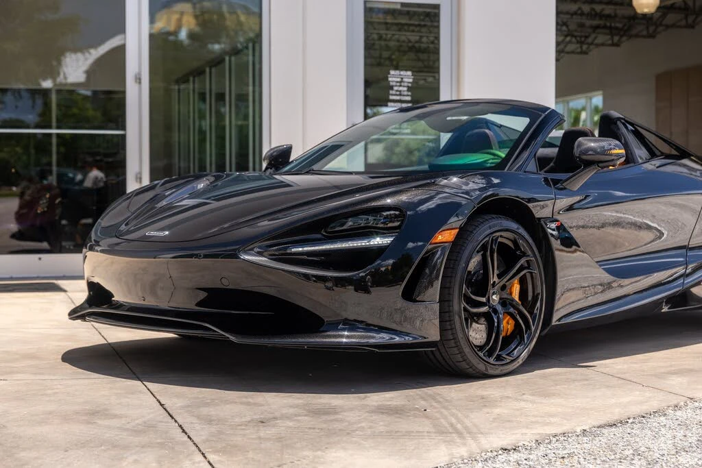 2026 McLaren 750S Spider - Image 23 of 31