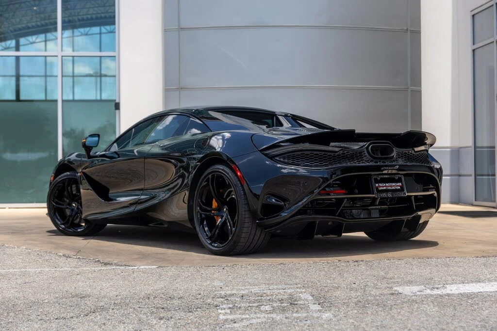 2026 McLaren 750S Spider - Image 24 of 31
