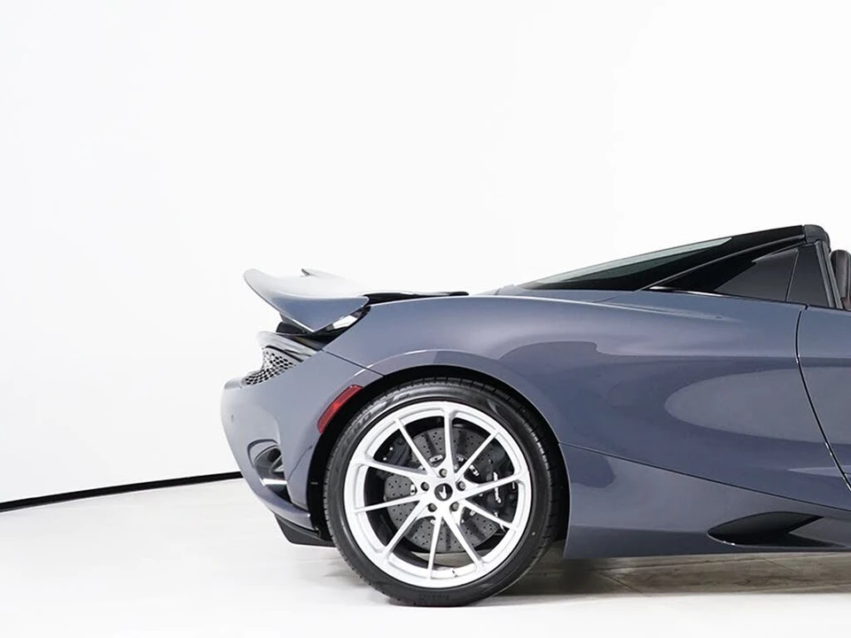 2026 McLaren 750S Spider - Image 15 of 29