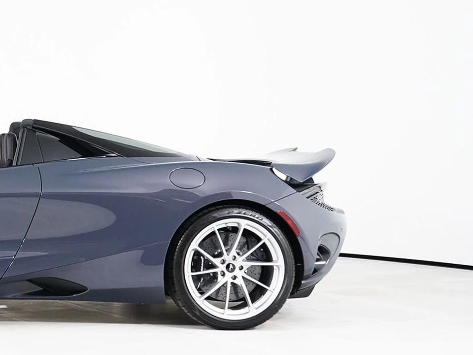 2026 McLaren 750S Spider - Image 14 of 29