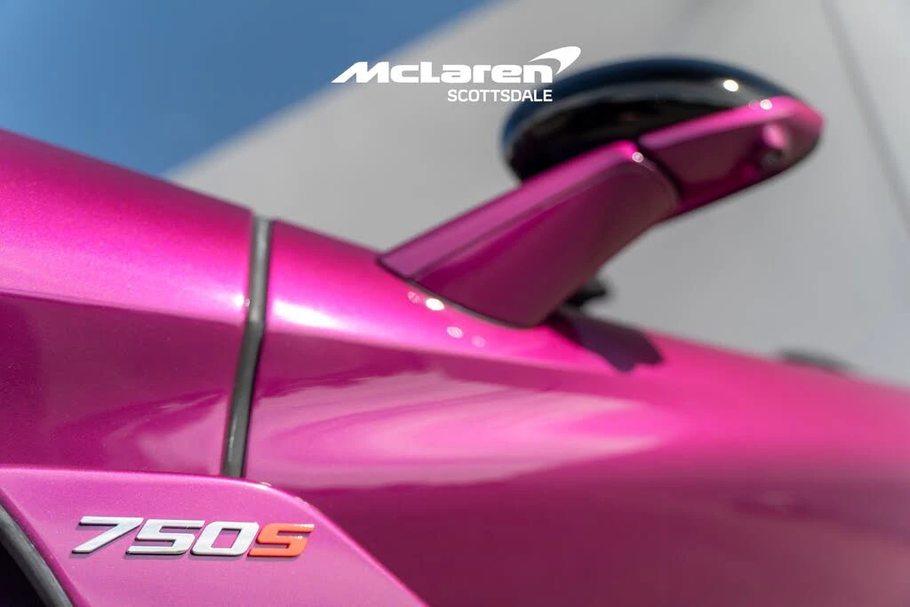 2026 McLaren 750S Spider - Image 22 of 31