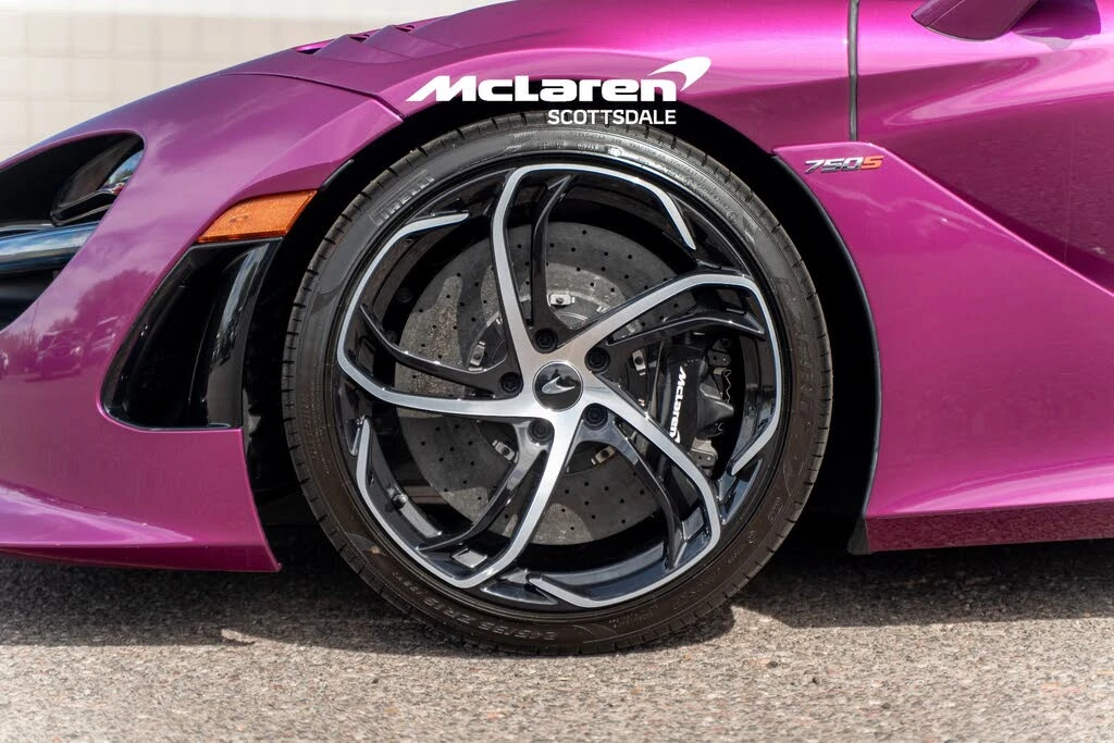 2026 McLaren 750S Spider - Image 29 of 31