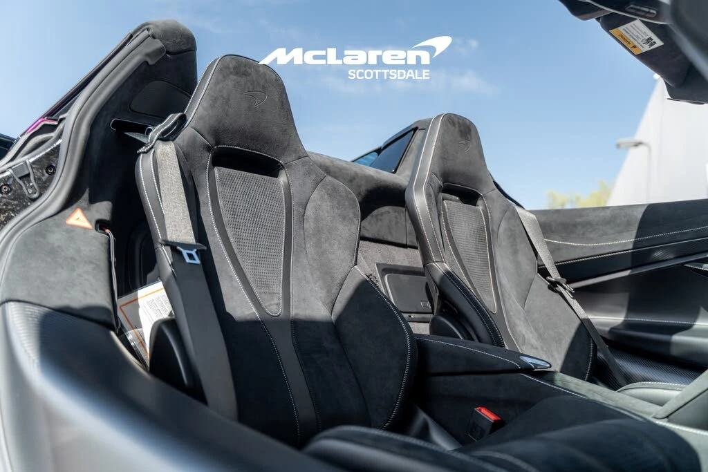 2026 McLaren 750S Spider - Image 12 of 31