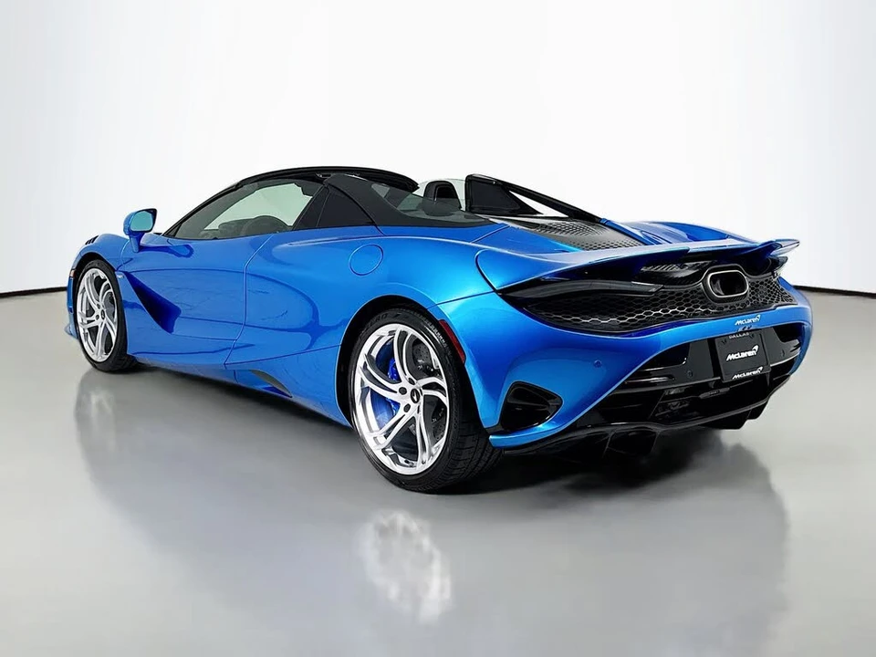 2026 McLaren 750S Spider - Image 5 of 26