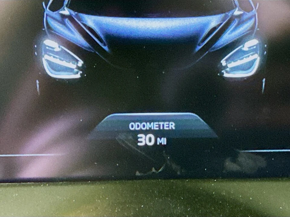 2026 McLaren 750S Spider - Image 12 of 26