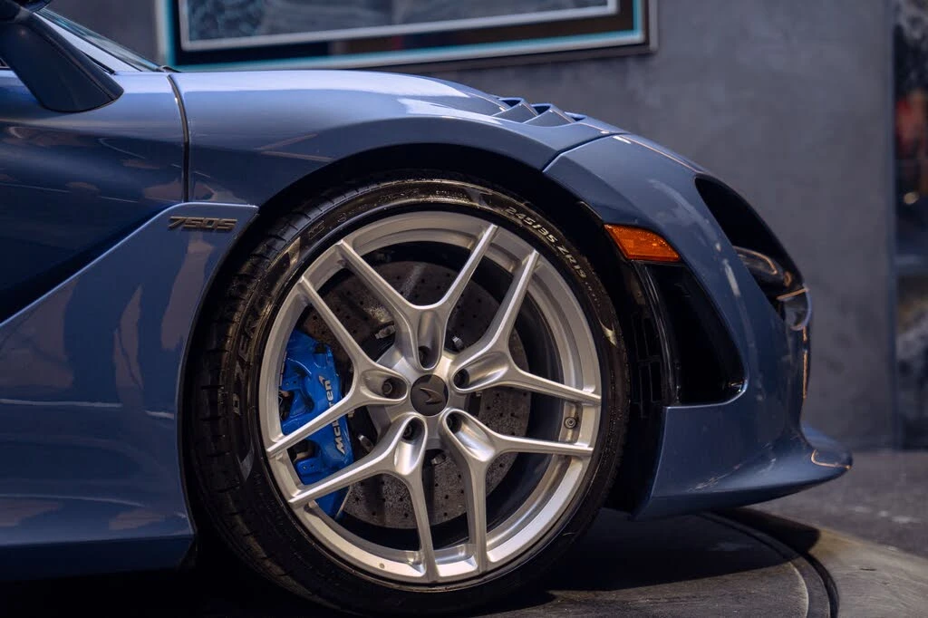 2026 McLaren 750S Spider - Image 26 of 31