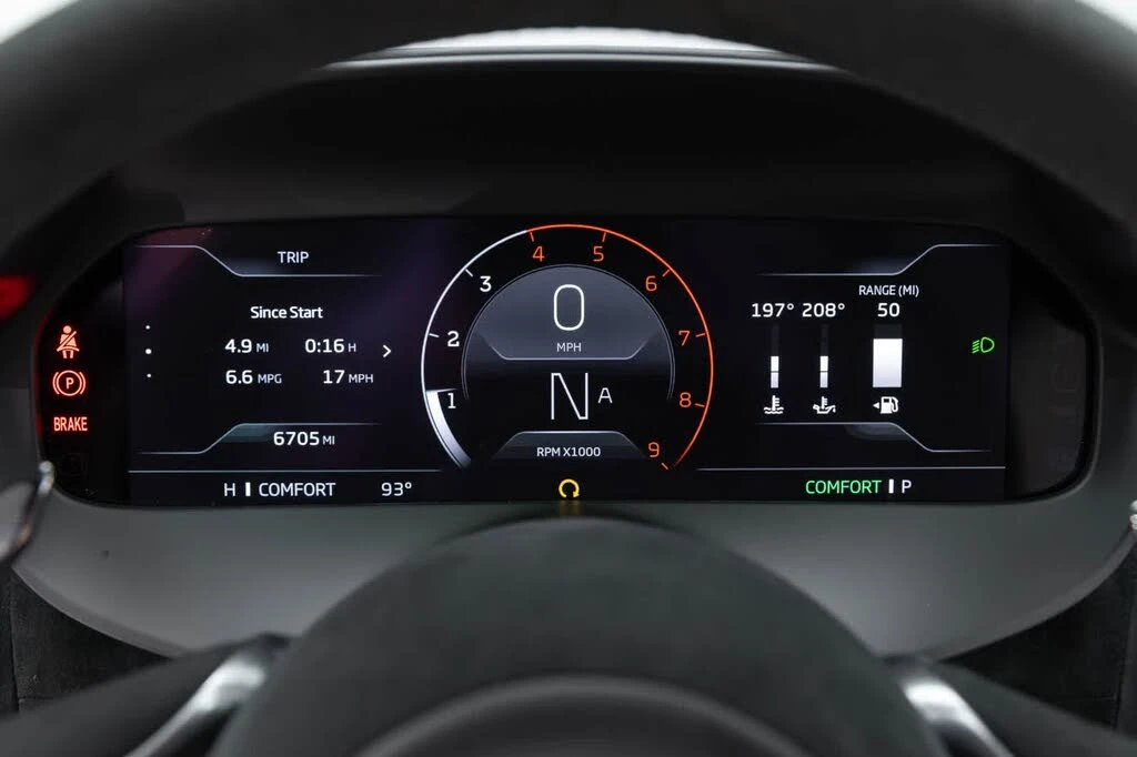 2026 McLaren 750S Spider - Image 16 of 31