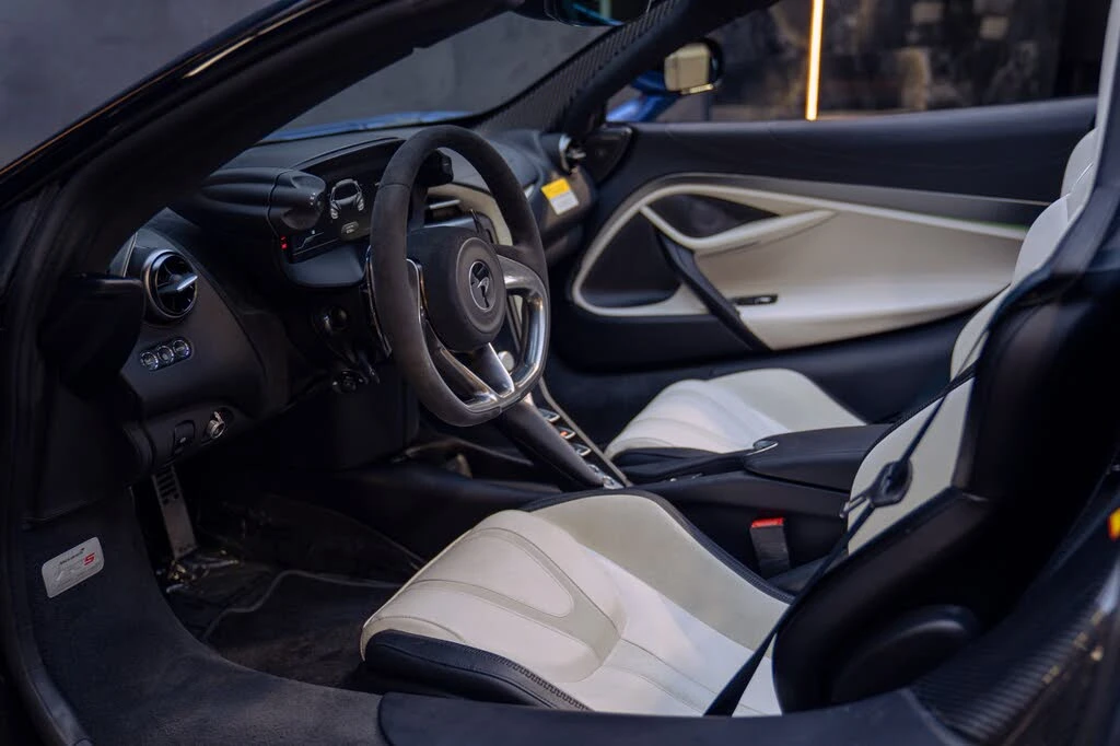2026 McLaren 750S Spider - Image 2 of 31