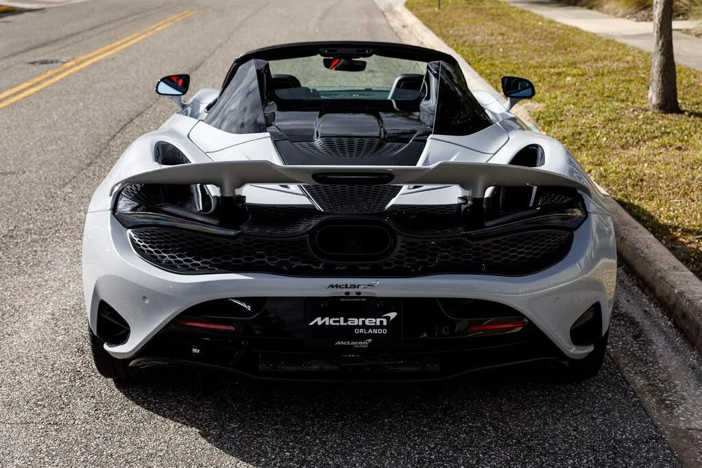 2026 McLaren 750S Spider - Image 15 of 31