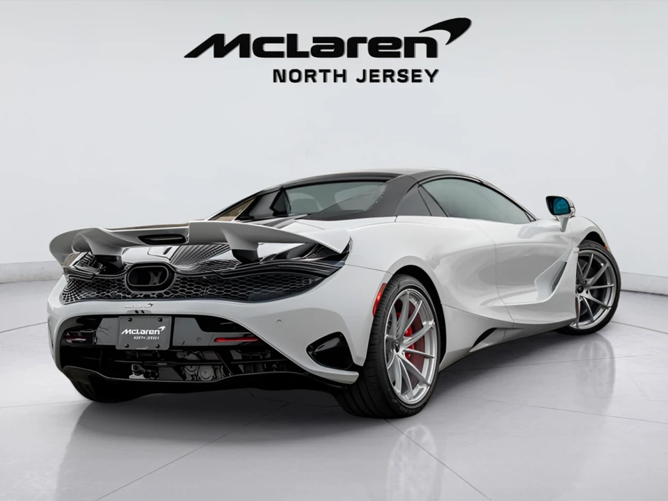 2026 McLaren 750S Spider - Image 10 of 31