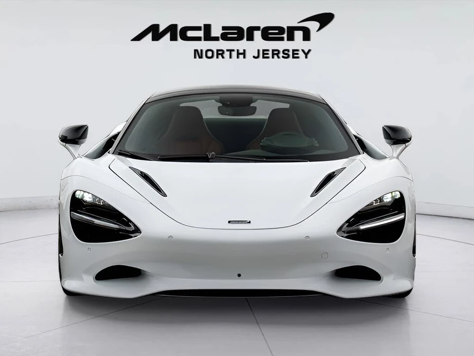 2026 McLaren 750S Spider - Image 4 of 31