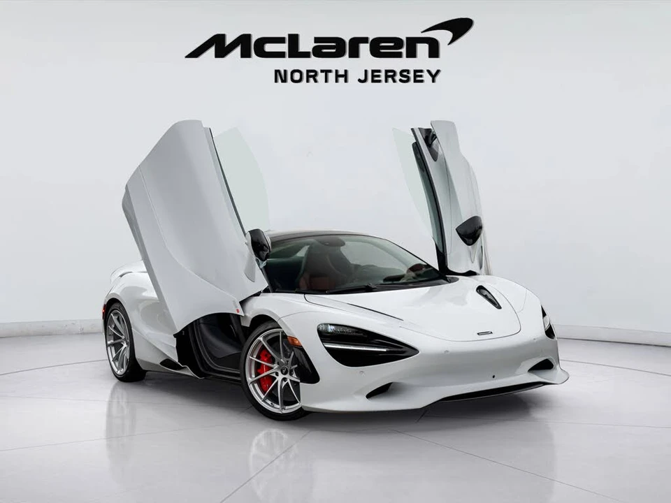 2026 McLaren 750S Spider - Image 7 of 31