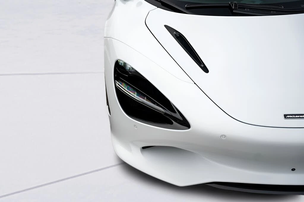 2026 McLaren 750S Spider - Image 24 of 31