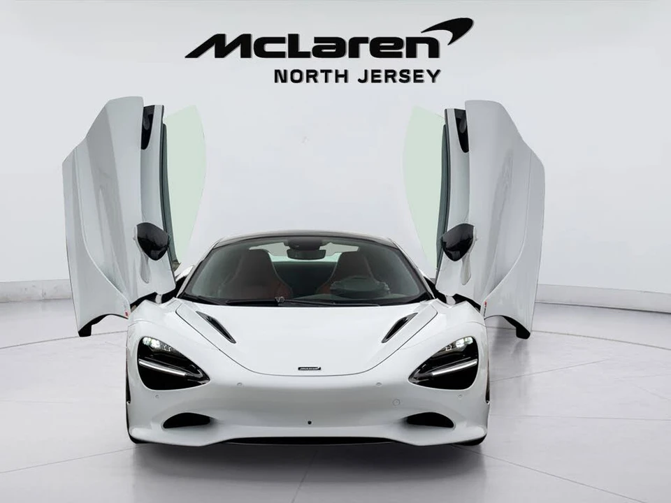 2026 McLaren 750S Spider - Image 5 of 31