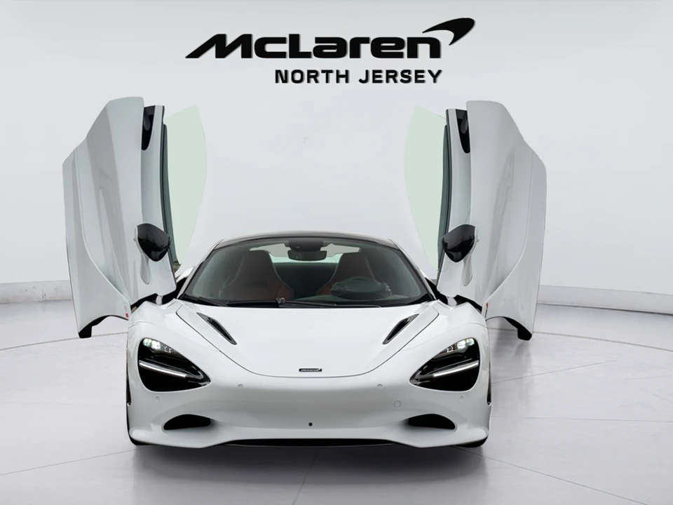 2026 McLaren 750S Spider - Image 5 of 31