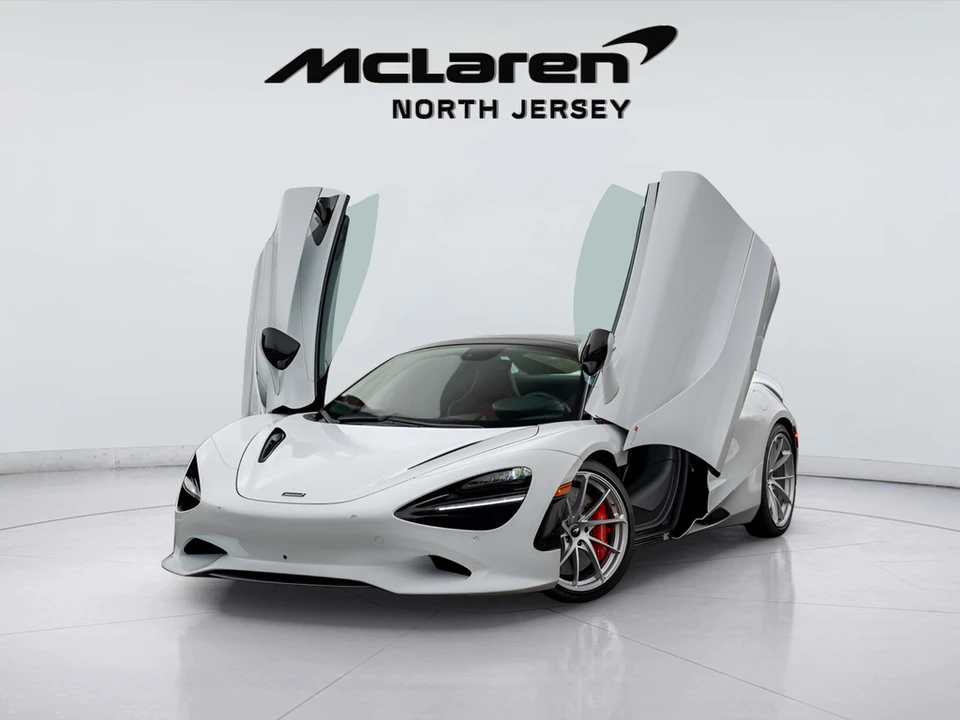 2026 McLaren 750S Spider - Image 3 of 31