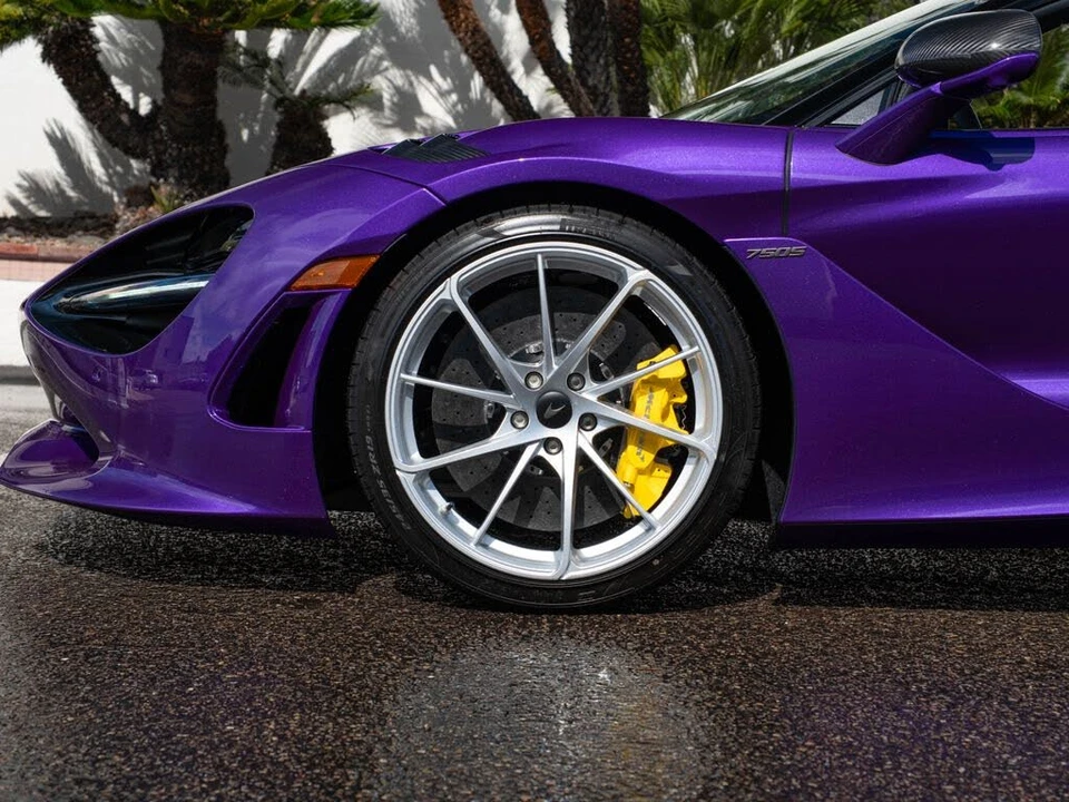 2026 McLaren 750S Spider - Image 7 of 31