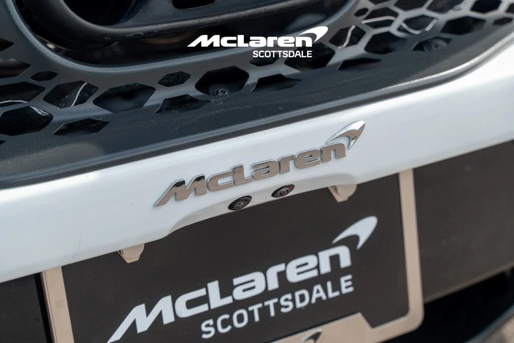 2026 McLaren 750S Spider - Image 24 of 31
