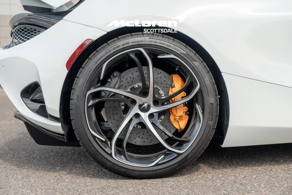 2026 McLaren 750S Spider - Image 30 of 31