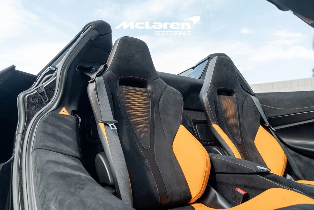 2026 McLaren 750S Spider - Image 12 of 31