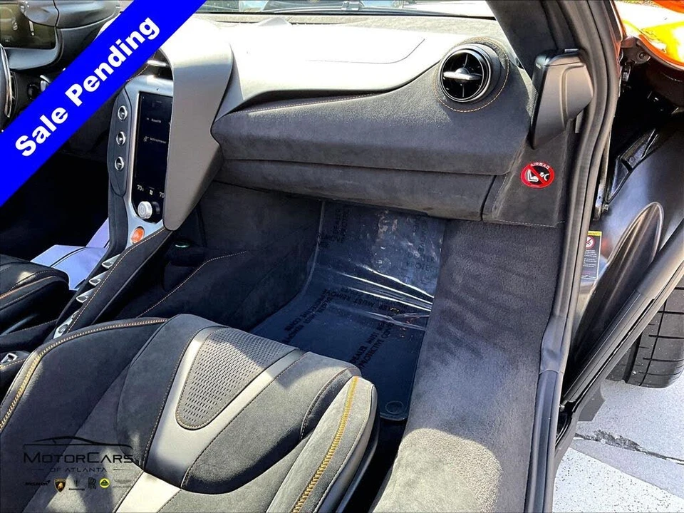 2026 McLaren 750S Spider - Image 14 of 26