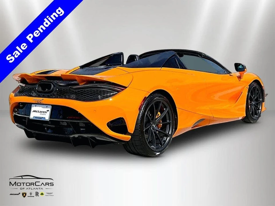2026 McLaren 750S Spider - Image 11 of 26